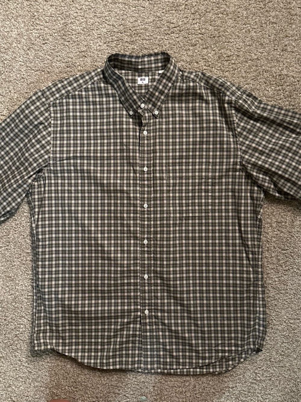 Uniqlo Olive and White Plaid Button-Down Shirt